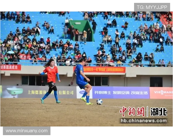 回顾当年那些风靡一时的足球明星与他们的辉煌瞬间