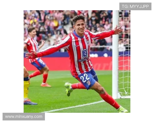 最美韩国足球明星的魅力与成就揭秘,盘点他们在绿茵场上的风采与影响力